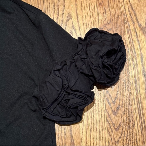 Karl Lagerfeld Black Short Sleeve Ruffle Roses T Shirt Top size small - Picture 3 of 4